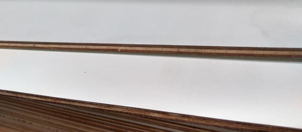 COMPENSADO 06 MM FORMICADO PP60TX