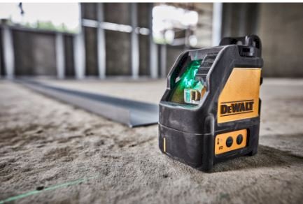 NIVELADOR A LASER DE LINHAS VERDE DW088CG-LA