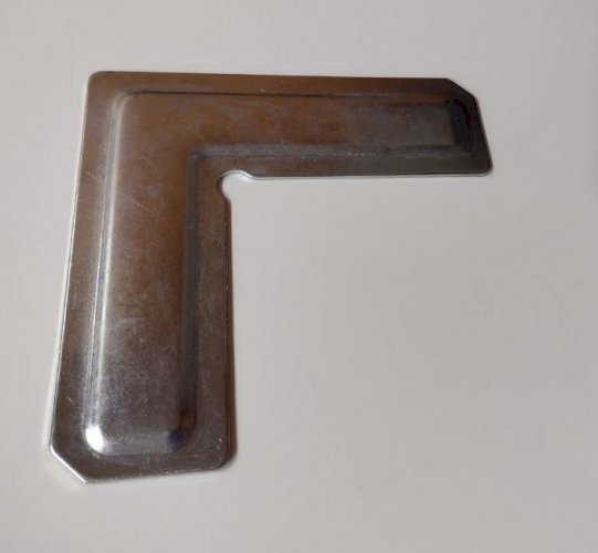 ESQUADRETA ESQ-050 SEM FURAÇÃO PARA PERFIL DE ALUMÍNIO