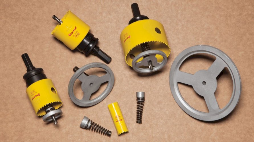 DISPOSITIVO EJETOR PARA SERRA COPO DE 25 A 38 MM