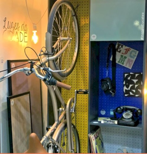 EUCAPLAC PERFURADO AZUL MADAGASCAR 3,0 MM (1220X610MM)